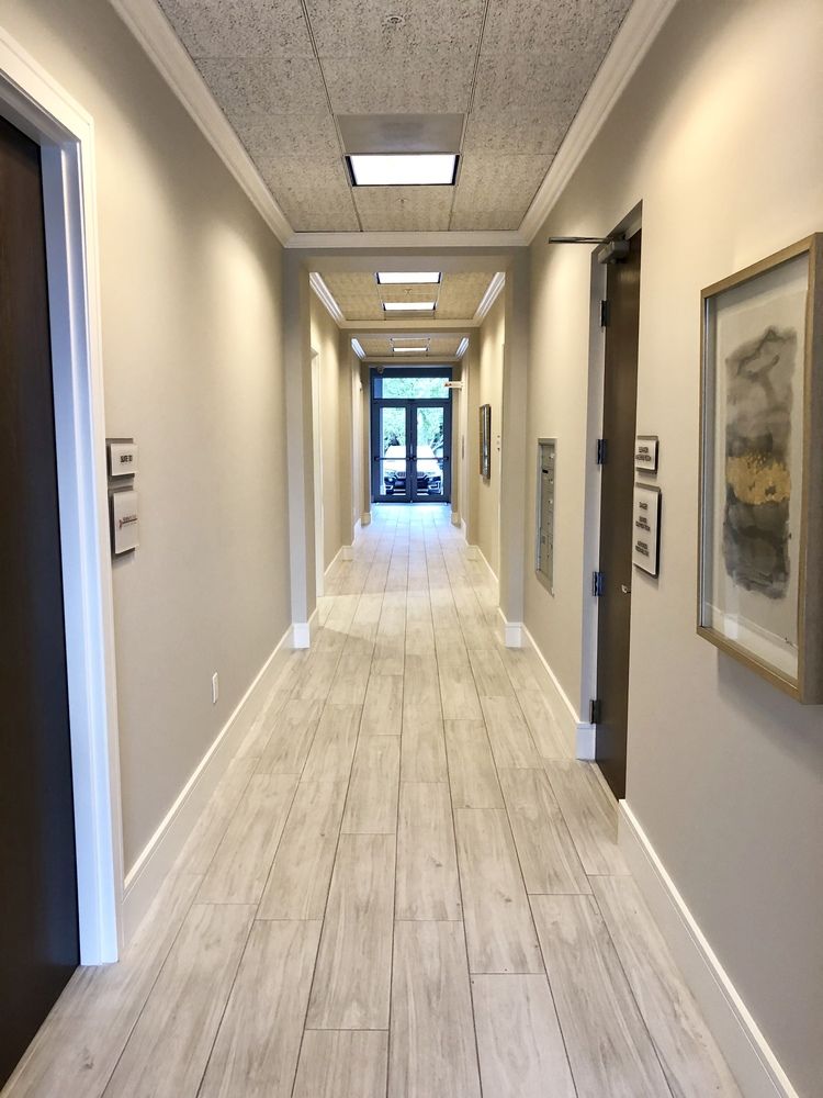 Hole Montes Building: 950 Encore Way, Naples, FL 34110